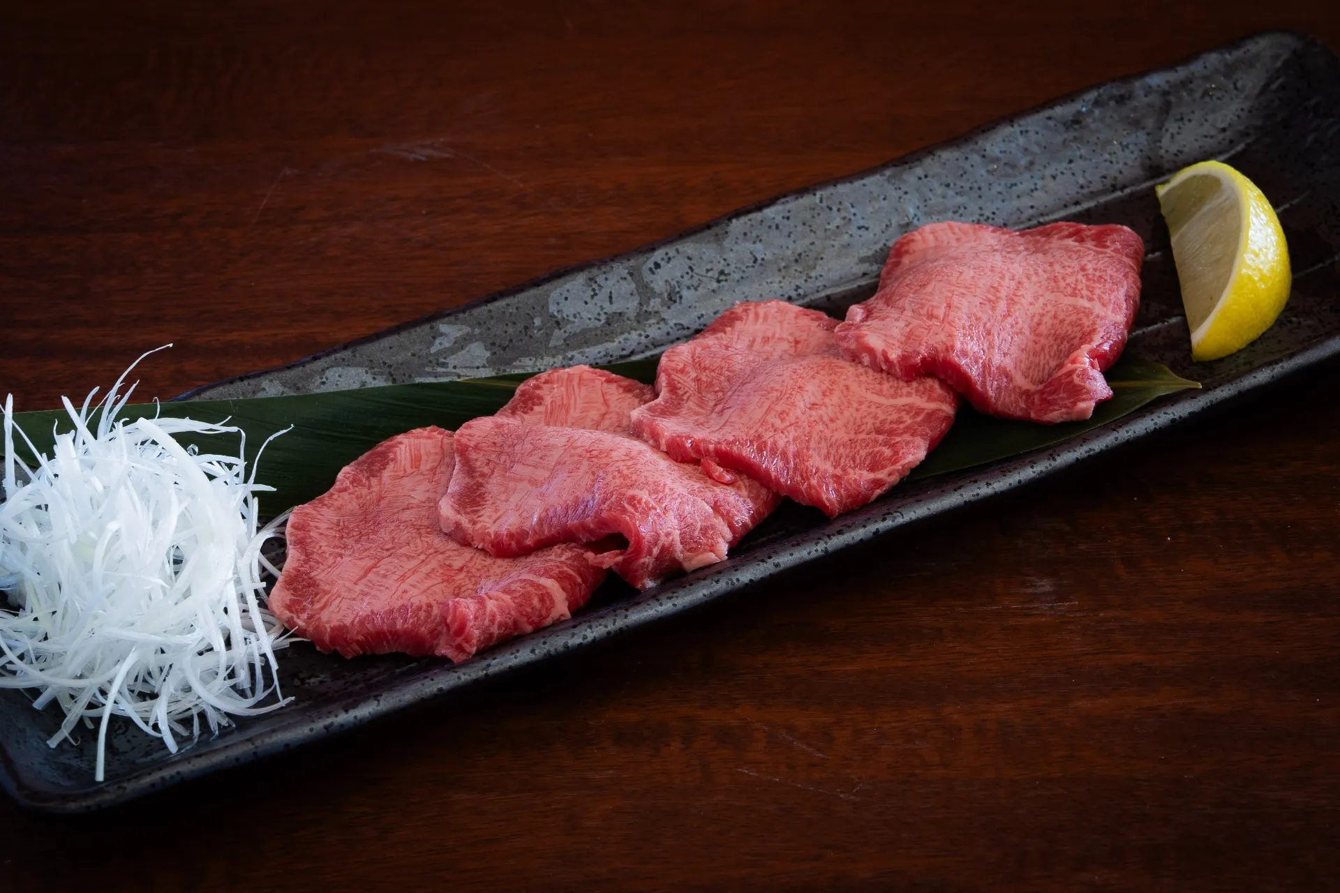 【佐野市】こだわりの上タンをディナーでお楽しみいただけます